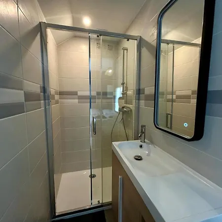 - Maison 2 Avec 2 Salles D'eau Individuelles - Jardin Et Wifi 度假居